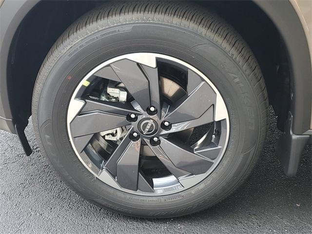 new 2025 Nissan Rogue car, priced at $32,450