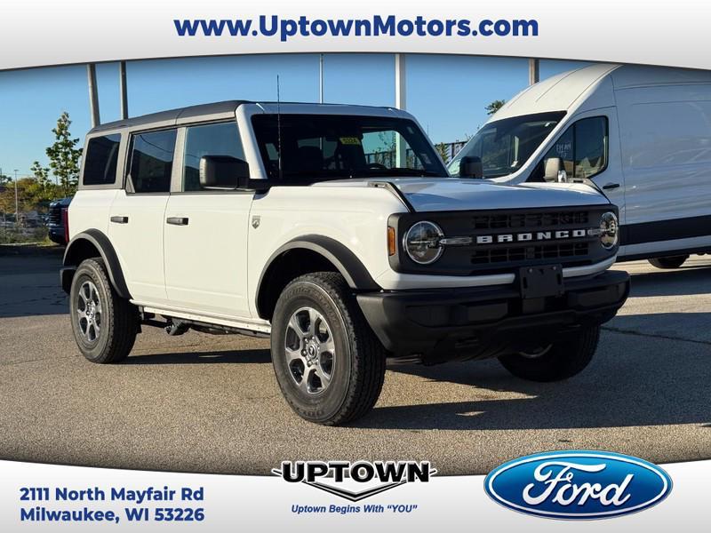new 2025 Ford Bronco car, priced at $45,640