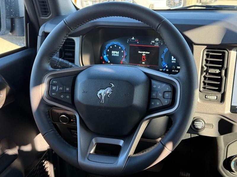 new 2025 Ford Bronco car, priced at $45,640