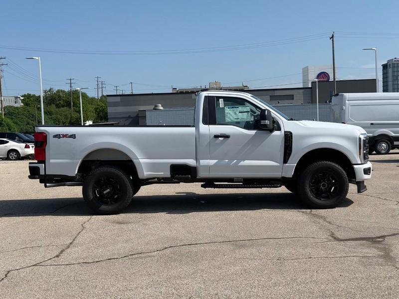 new 2025 Ford F-350 car, priced at $55,040