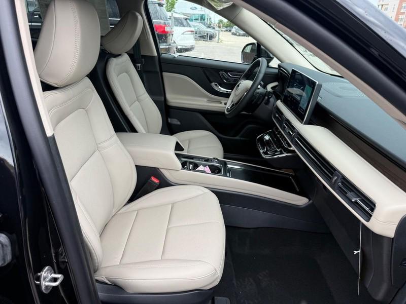 new 2025 Lincoln Corsair car, priced at $49,545