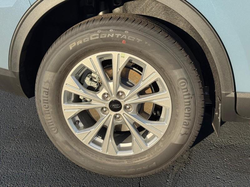 new 2025 Ford Escape car, priced at $33,235