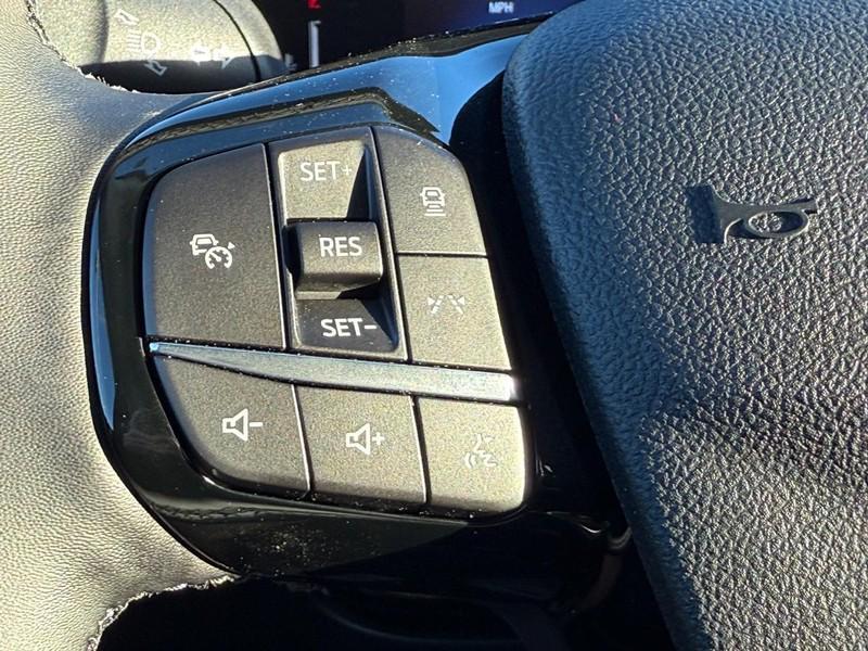 new 2025 Ford Escape car, priced at $33,235