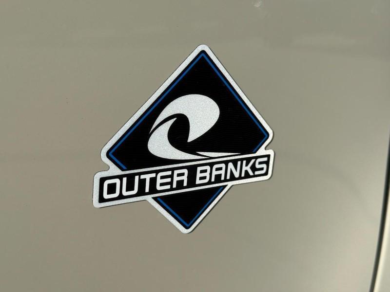 new 2025 Ford Bronco Sport car, priced at $40,936