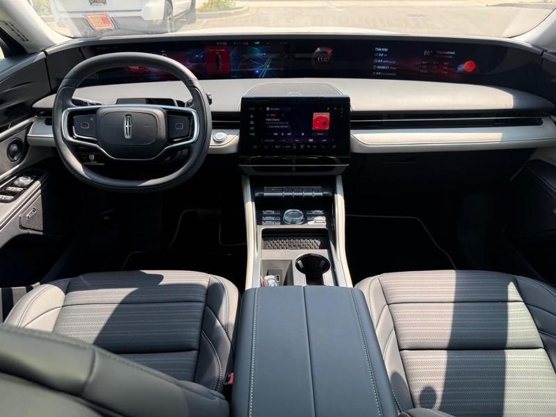 new 2025 Lincoln Nautilus car, priced at $62,837