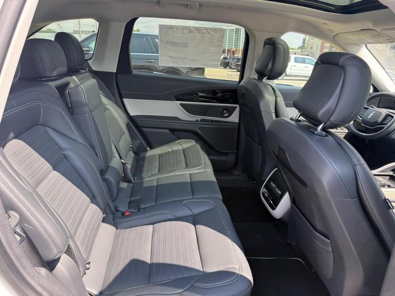 new 2025 Lincoln Nautilus car, priced at $62,837
