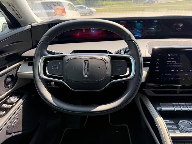 new 2025 Lincoln Nautilus car, priced at $62,837