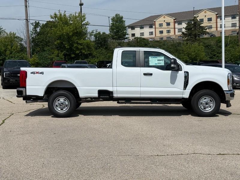 new 2025 Ford F-250 car, priced at $53,703
