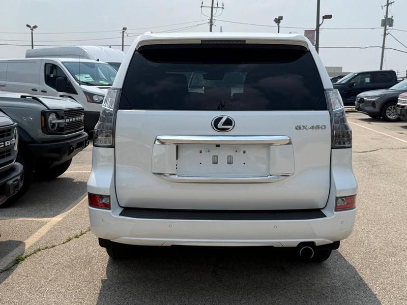 used 2022 Lexus GX 460 car, priced at $44,995