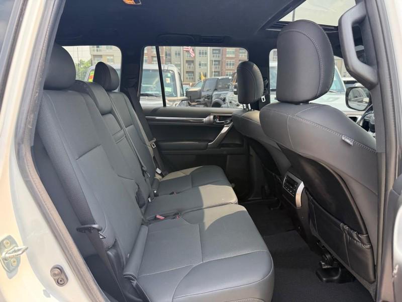 used 2022 Lexus GX 460 car, priced at $44,995