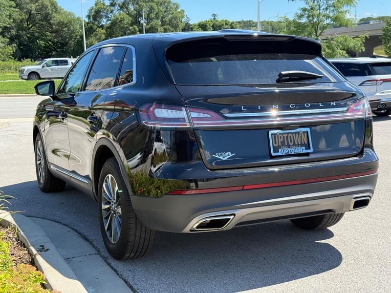 used 2022 Lincoln Nautilus car, priced at $28,995