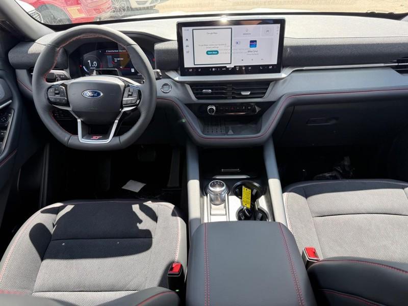 new 2025 Ford Explorer car, priced at $59,834