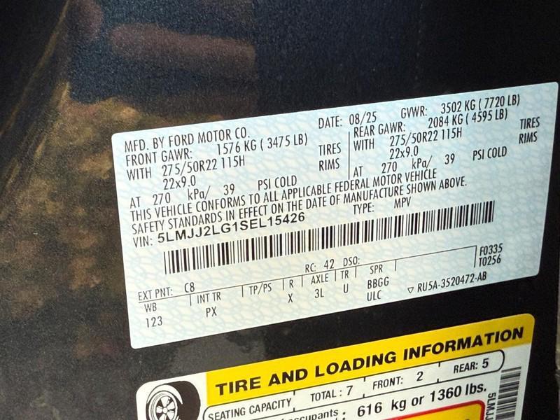 new 2025 Lincoln Navigator car, priced at $101,940