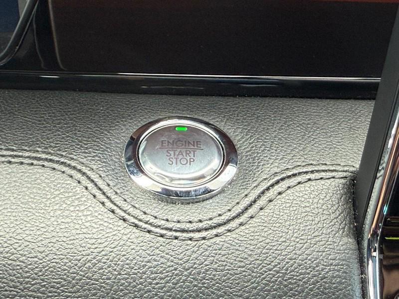 used 2022 Lincoln Navigator car, priced at $61,995