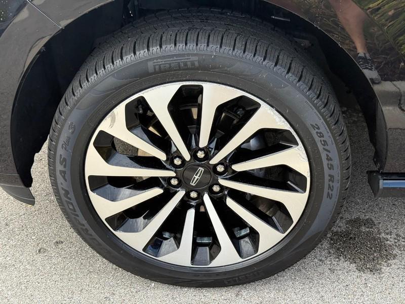 used 2022 Lincoln Navigator car, priced at $61,995