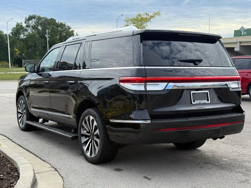 used 2022 Lincoln Navigator car, priced at $61,995