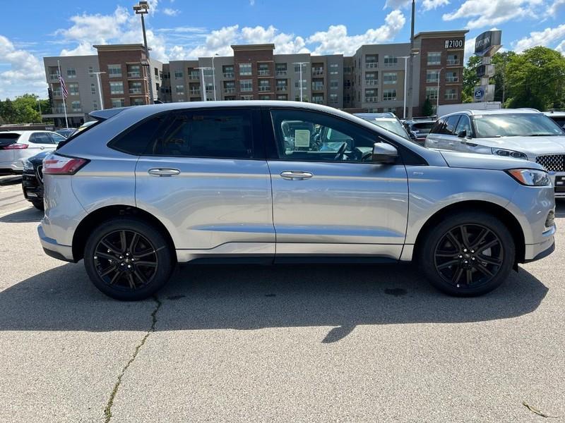 new 2024 Ford Edge car, priced at $45,454