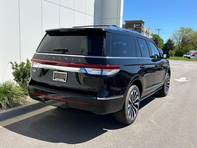 new 2024 Lincoln Navigator car, priced at $100,872