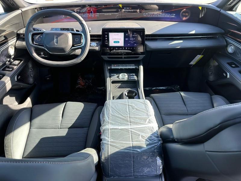new 2025 Lincoln Nautilus car, priced at $69,274