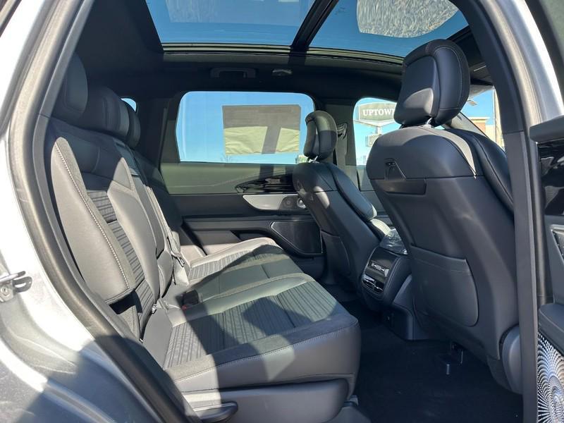 new 2025 Lincoln Nautilus car, priced at $69,274