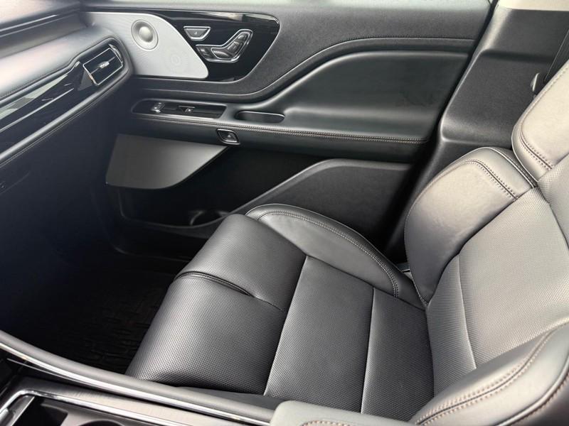 new 2025 Lincoln Aviator car, priced at $90,945