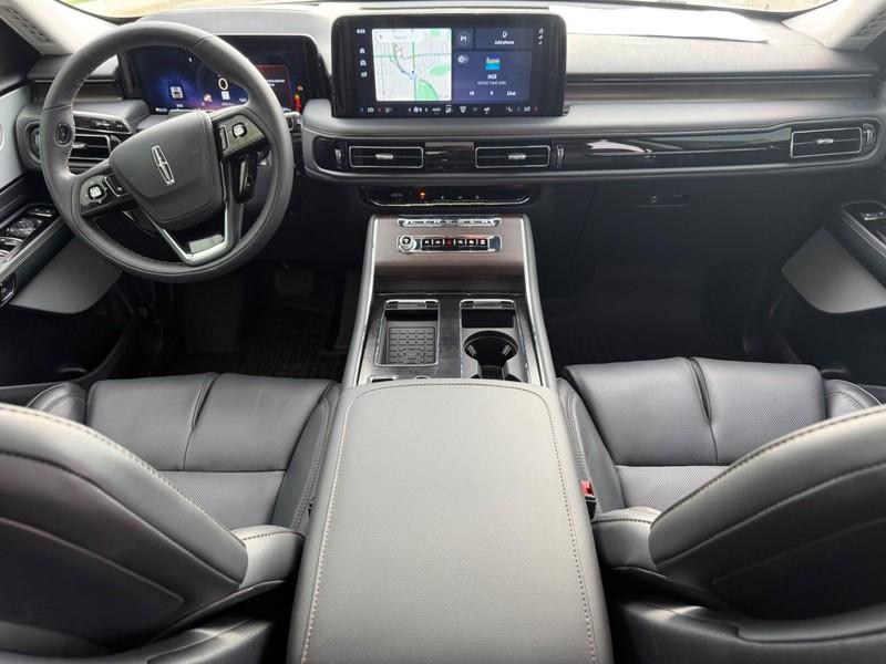 new 2025 Lincoln Aviator car, priced at $90,945