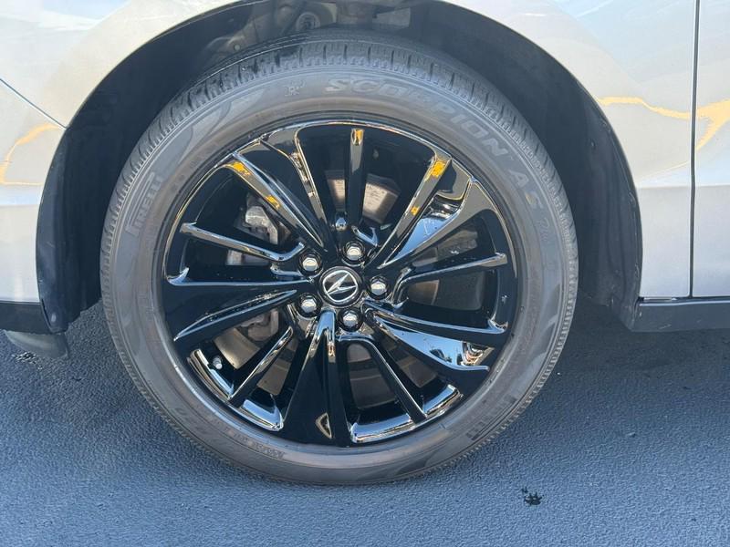 used 2018 Acura MDX car, priced at $21,995
