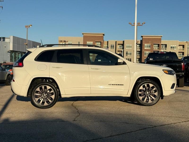 used 2019 Jeep Cherokee car