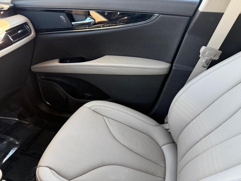 used 2023 Lincoln Nautilus car, priced at $32,995