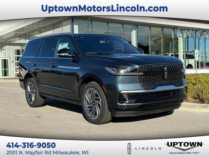 new 2025 Lincoln Navigator car, priced at $104,445