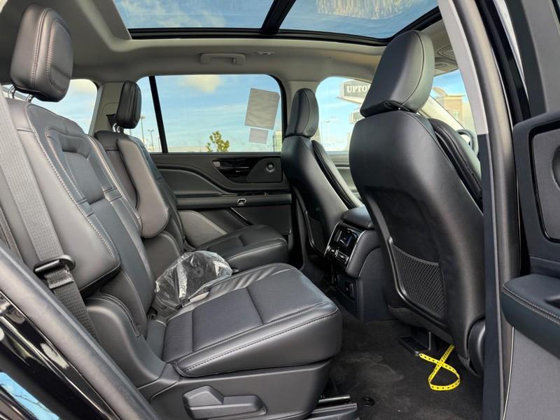 new 2025 Lincoln Aviator car, priced at $71,246