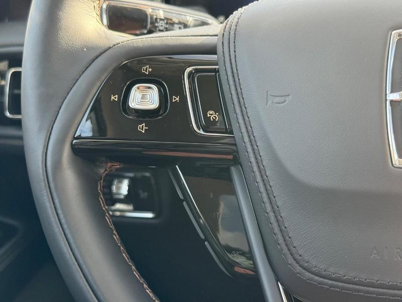 new 2025 Lincoln Aviator car, priced at $71,246