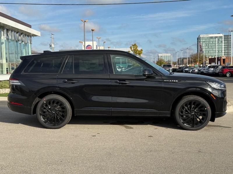new 2025 Lincoln Aviator car, priced at $71,246