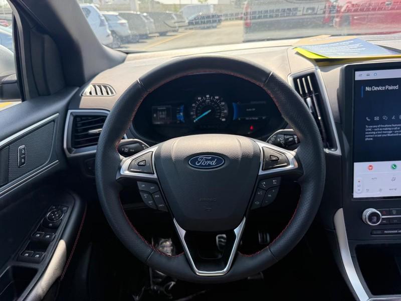 used 2024 Ford Edge car, priced at $33,995