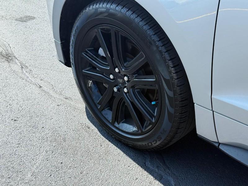 used 2024 Ford Edge car, priced at $33,995