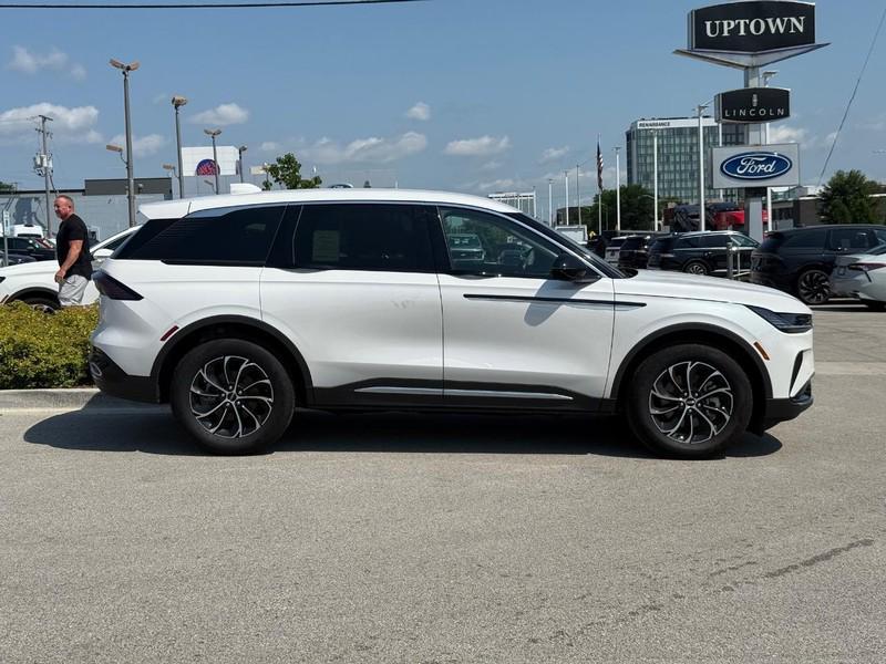 new 2025 Lincoln Nautilus car, priced at $53,986