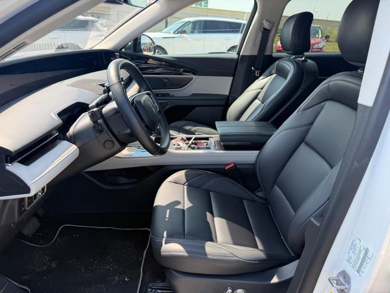 new 2025 Lincoln Nautilus car, priced at $53,986