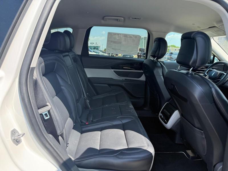 new 2025 Lincoln Nautilus car, priced at $53,986