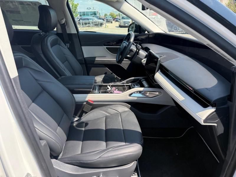 new 2025 Lincoln Nautilus car, priced at $53,986