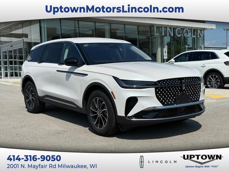 new 2025 Lincoln Nautilus car, priced at $53,986