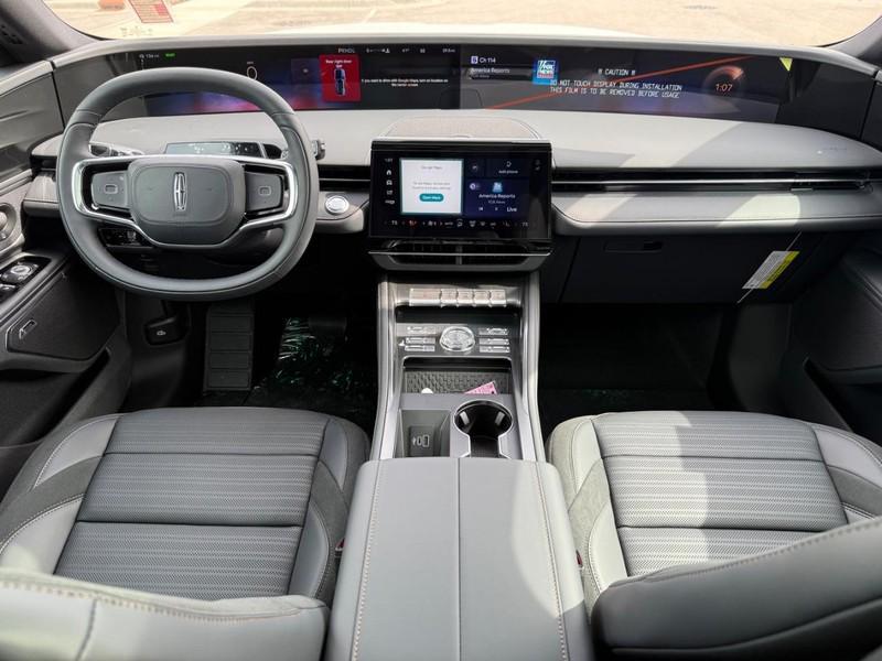 new 2025 Lincoln Nautilus car, priced at $67,056