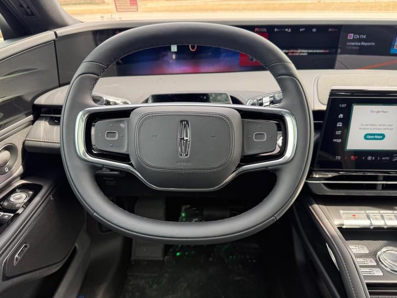 new 2025 Lincoln Nautilus car, priced at $67,056