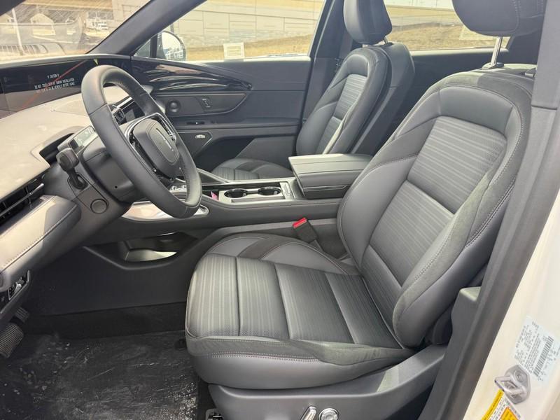 new 2025 Lincoln Nautilus car, priced at $67,056