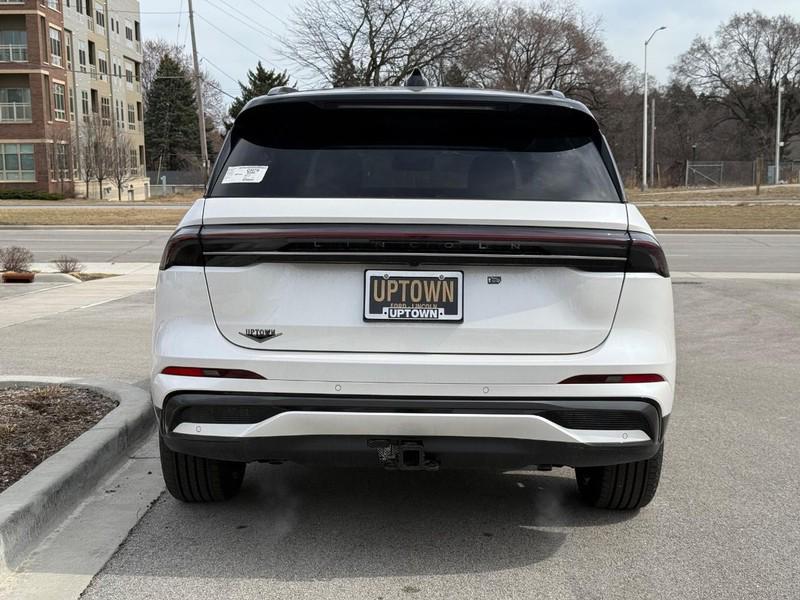 new 2025 Lincoln Nautilus car, priced at $67,056