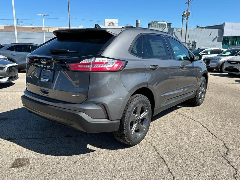 new 2024 Ford Edge car, priced at $42,454