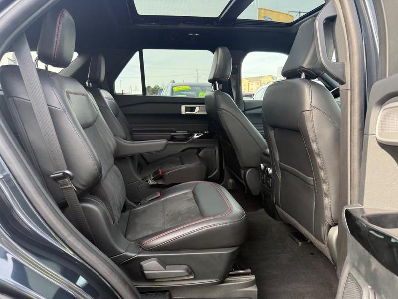 used 2022 Ford Explorer car, priced at $28,995