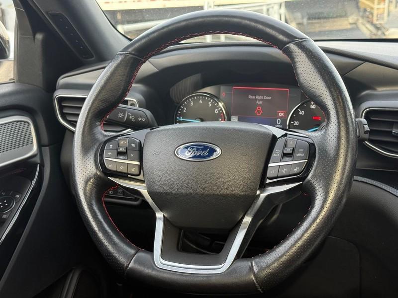 used 2022 Ford Explorer car, priced at $28,995