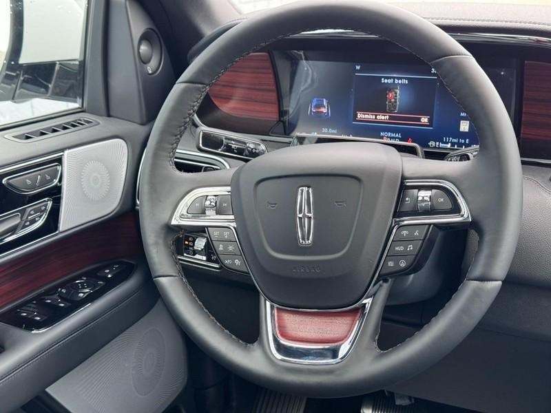 new 2024 Lincoln Navigator car, priced at $102,178