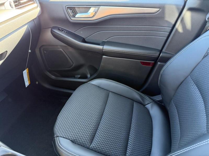 new 2026 Ford Escape PHEV car, priced at $36,395