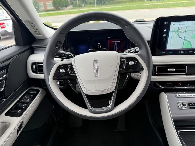 new 2025 Lincoln Aviator car, priced at $60,504